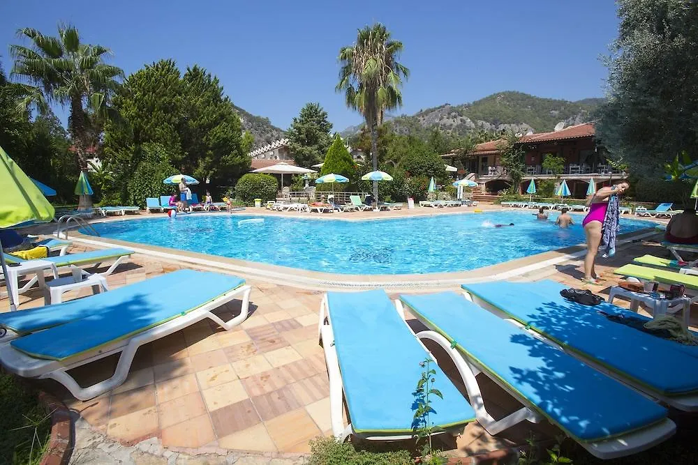 Katre Hotel Олудениз
